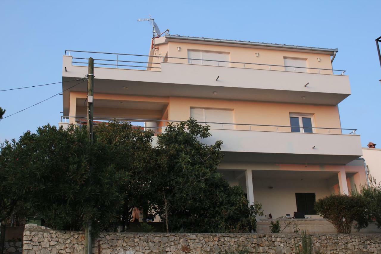 Mina Apartments オクルグ・ゴルニ エクステリア 写真
